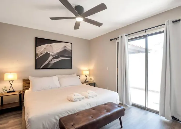 Heart Of Old Town Apartment